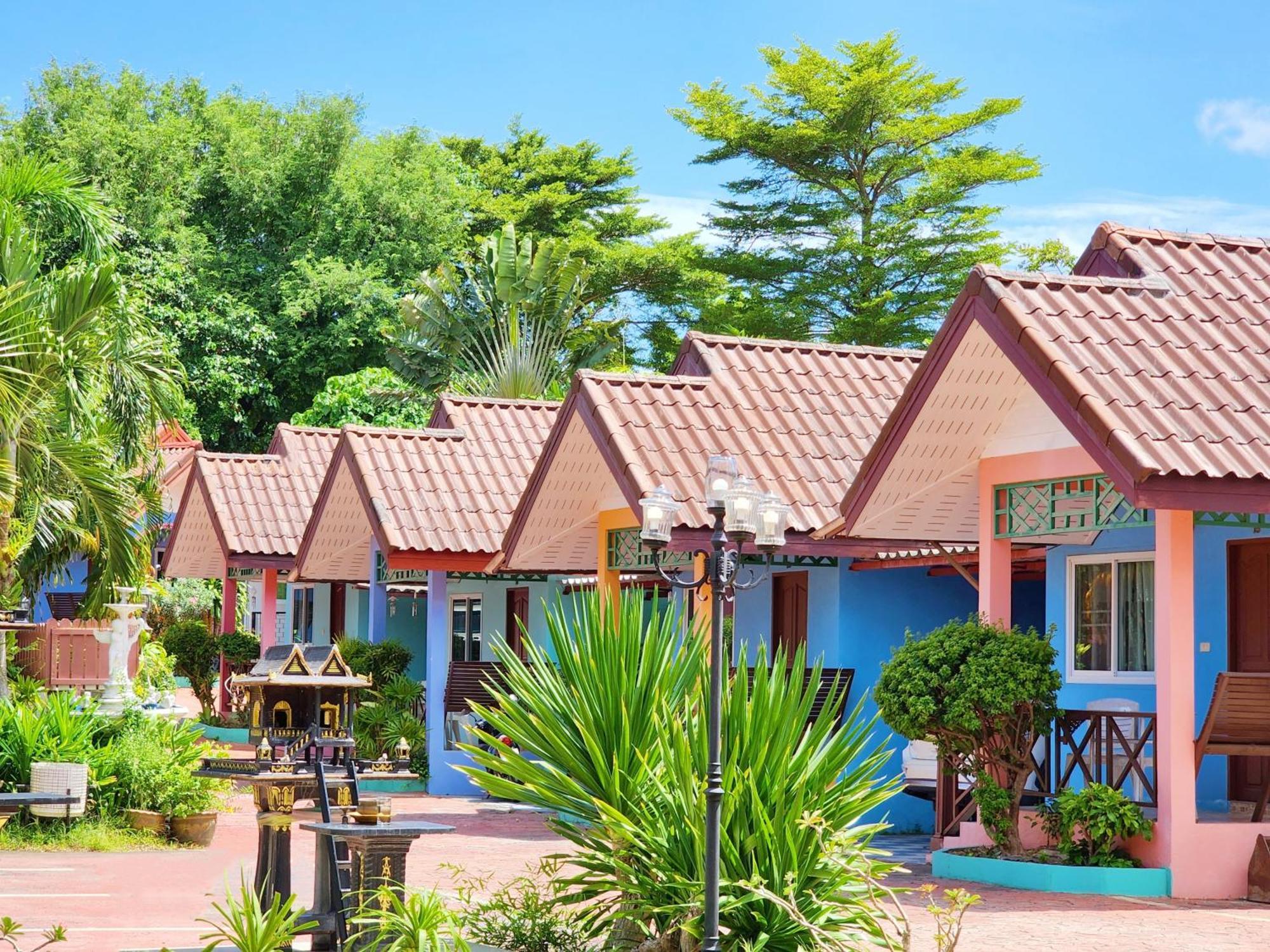 צ'אלונג Phaithong Sotel Resort מראה חיצוני תמונה